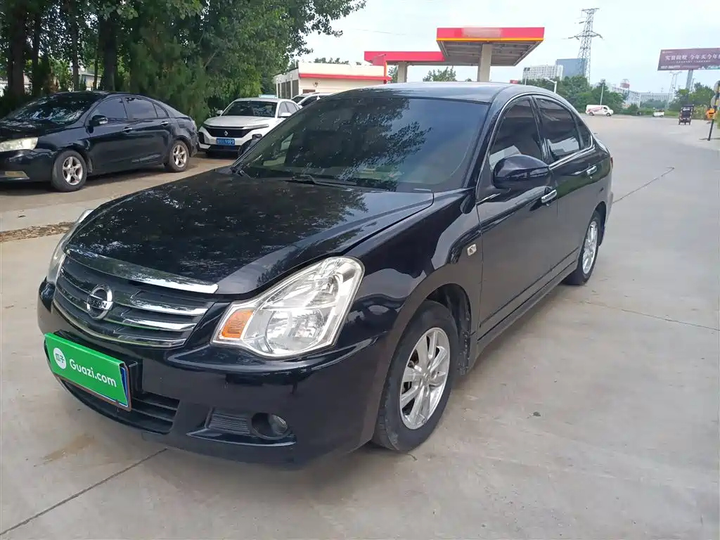 NISSAN SYLPHY 2012