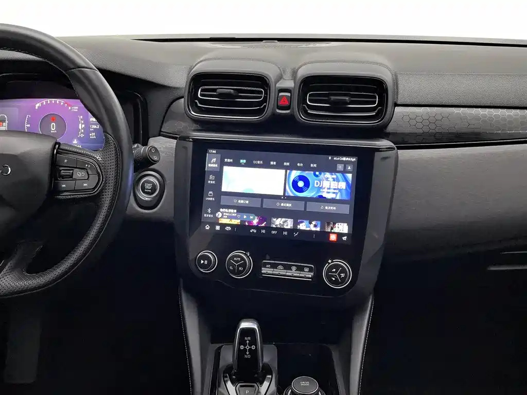 LYNK&CO 02 HATCHBACK 2022