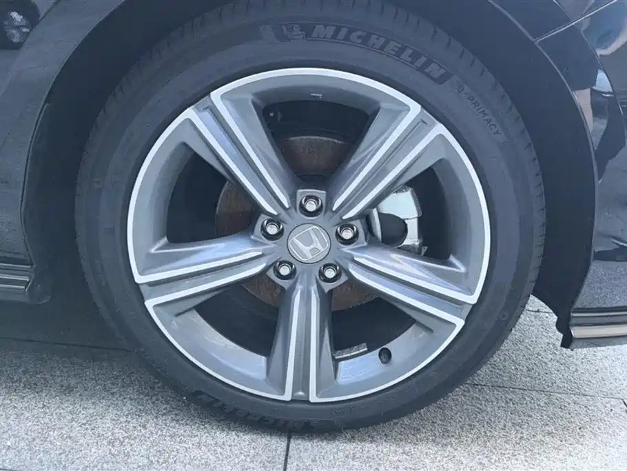 HONDA ACCORD 2025
