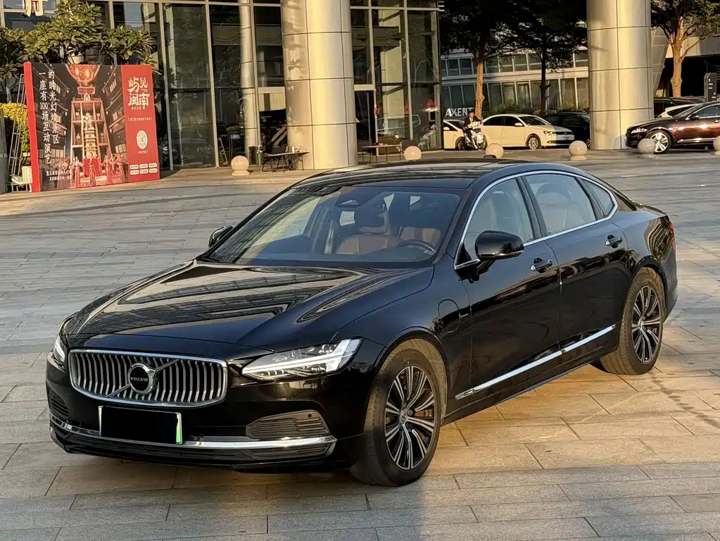 VOLVO S90 NEW ENERGY 2021