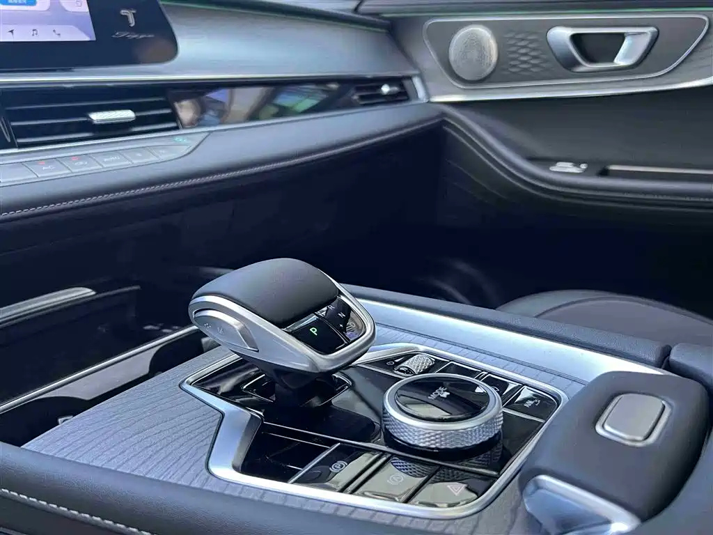 CHERY TIGGO 8 PRO 2025