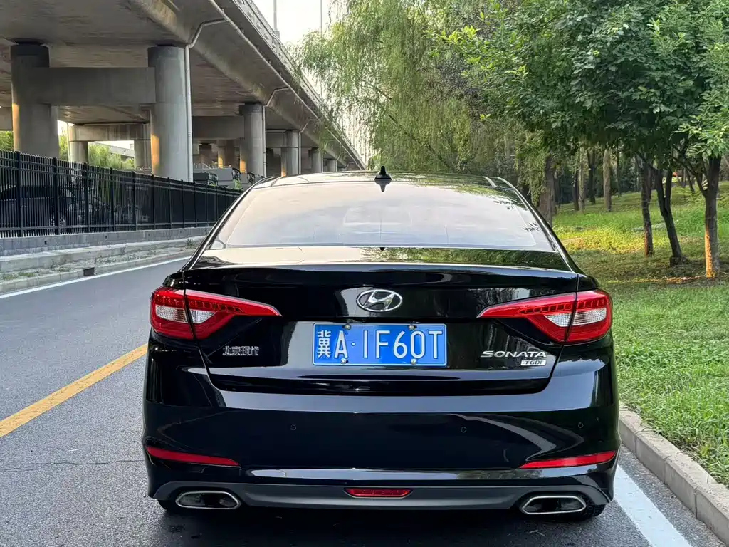 HYUNDAI SONATA 2015
