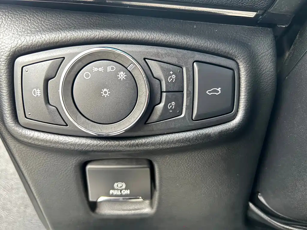 LINCOLN MKZ 2018