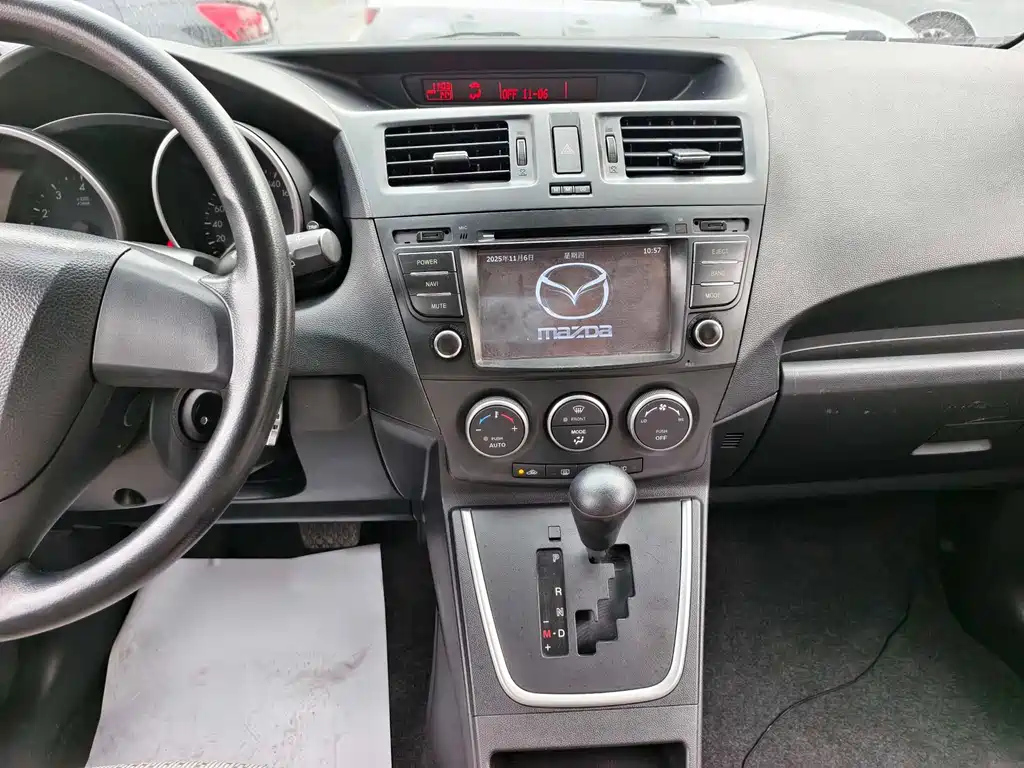 MAZDA 5 2011