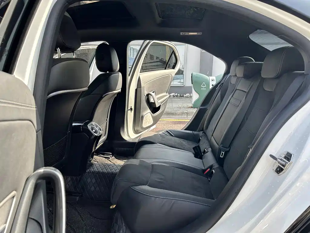 MERCEDES BENZ A-CLASS 2021