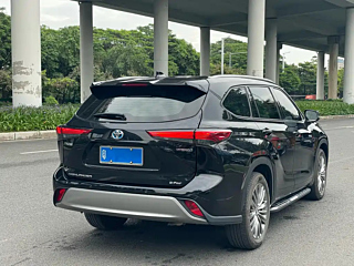 TOYOTA HIGHLANDER 2023