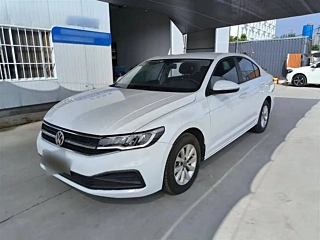 VOLKSWAGEN BORA 2021