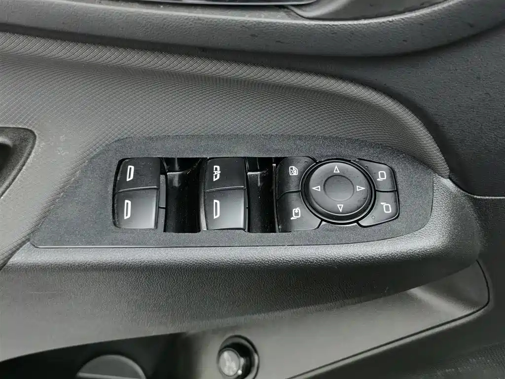 CHEVROLET EXPLORER 2022