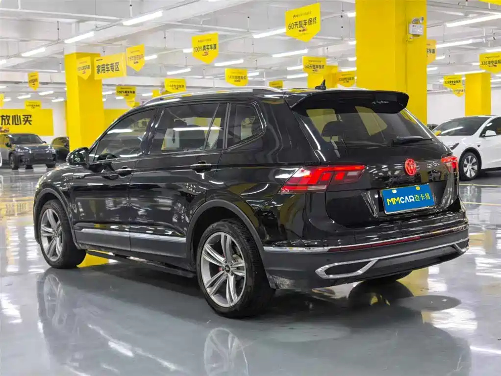 VOLKSWAGEN TIGUAN L 2022