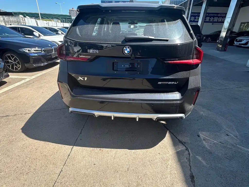 BMW X1 2025
