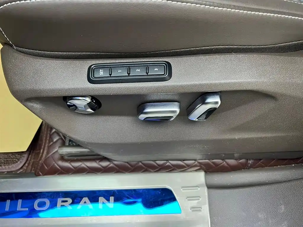 VOLKSWAGEN VILORAN 2024