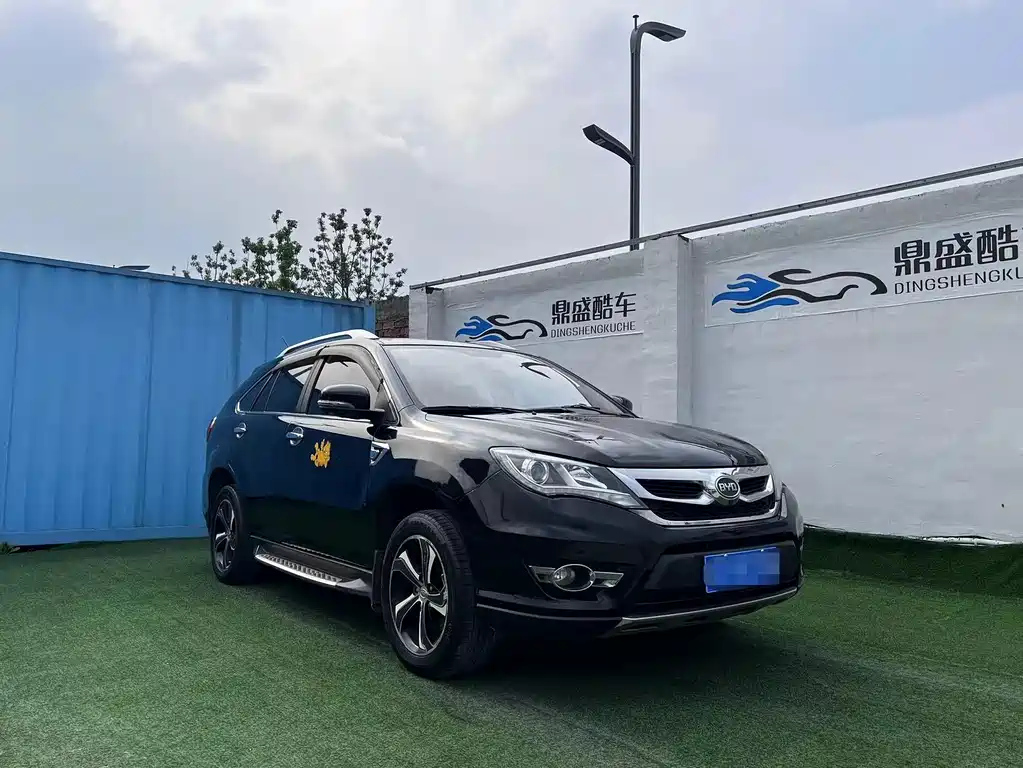 BYD S7 2015