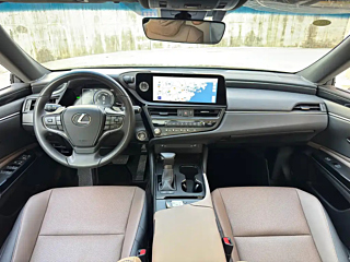 LEXUS ES  2022 YEAR 300H EXCELLENCE 2022