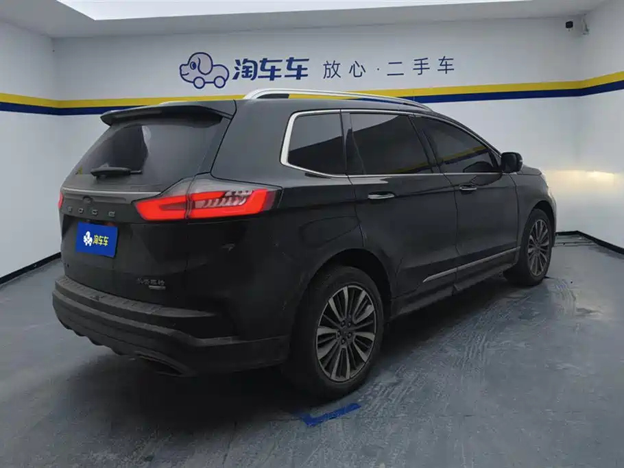 FORD EDGE 2021