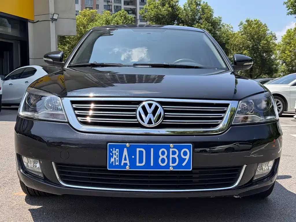 VOLKSWAGEN OTHER 2011