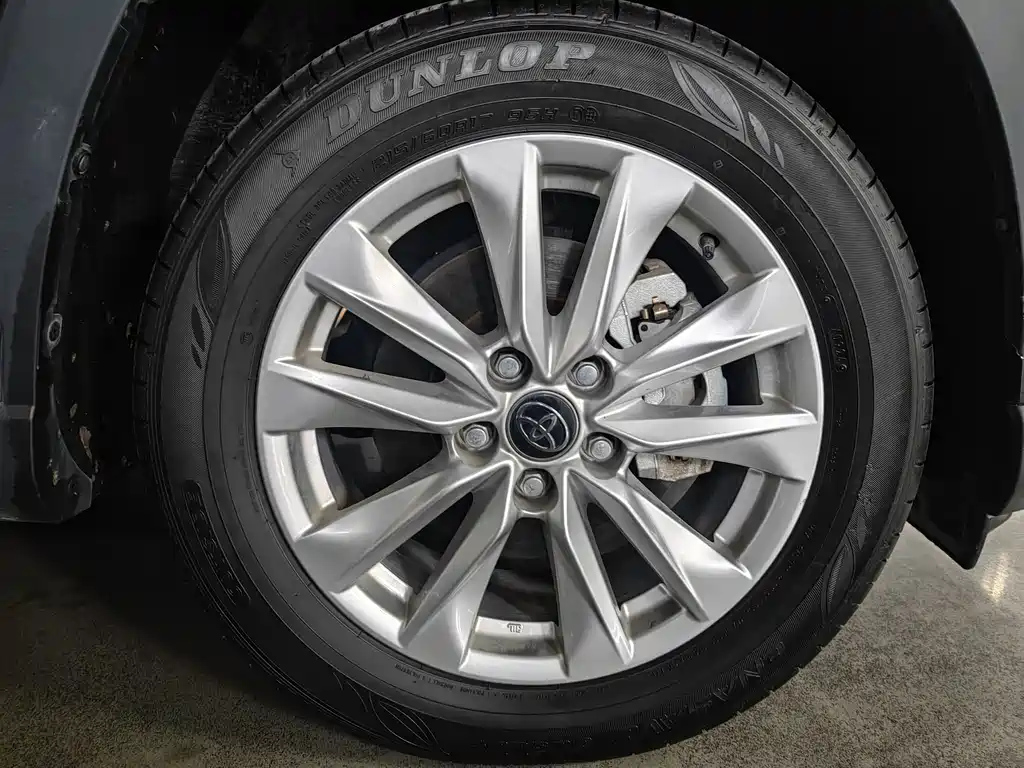 TOYOTA COROLLA CROSS 2024