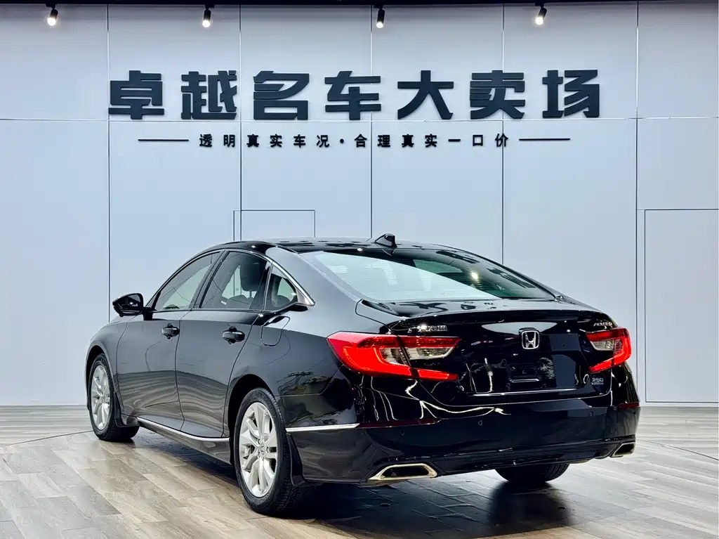HONDA ACCORD 2018
