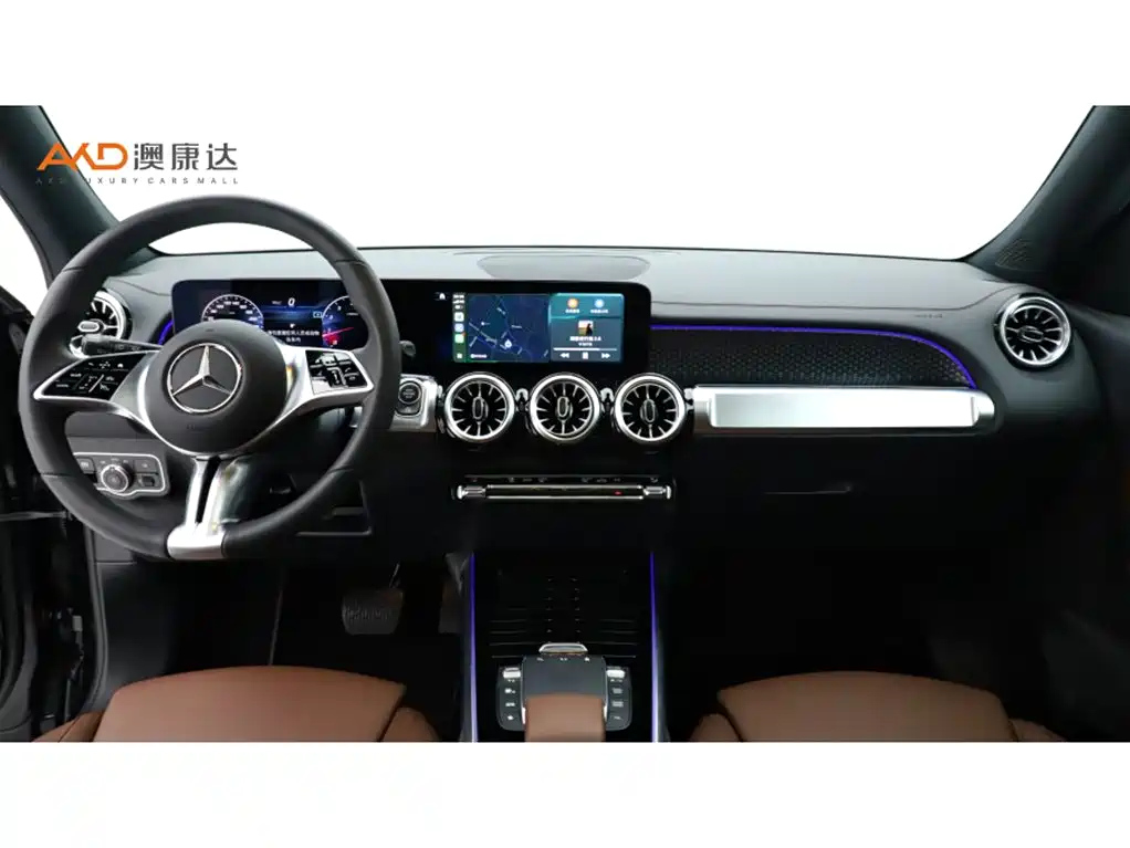 MERCEDES BENZ GLB 2024