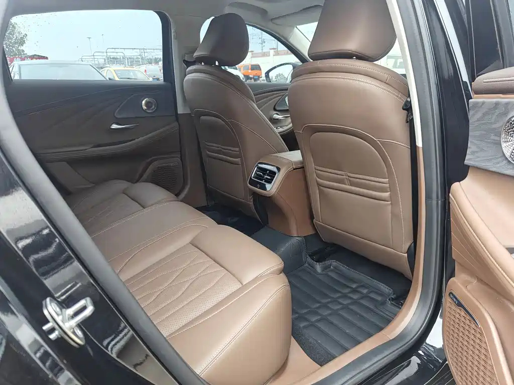 CHERY ARRIZO 8 2024