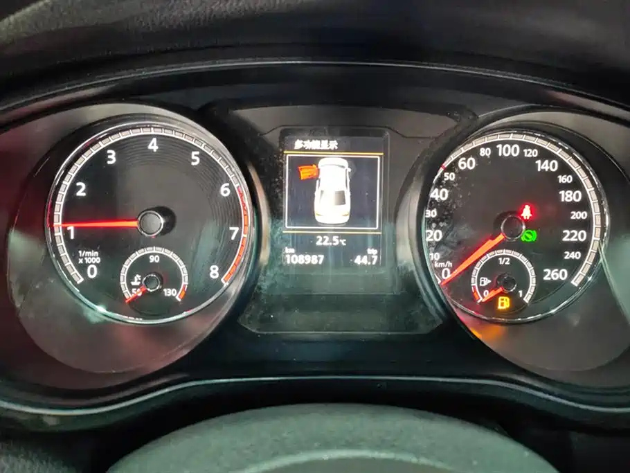 VOLKSWAGEN PASSAT 2017