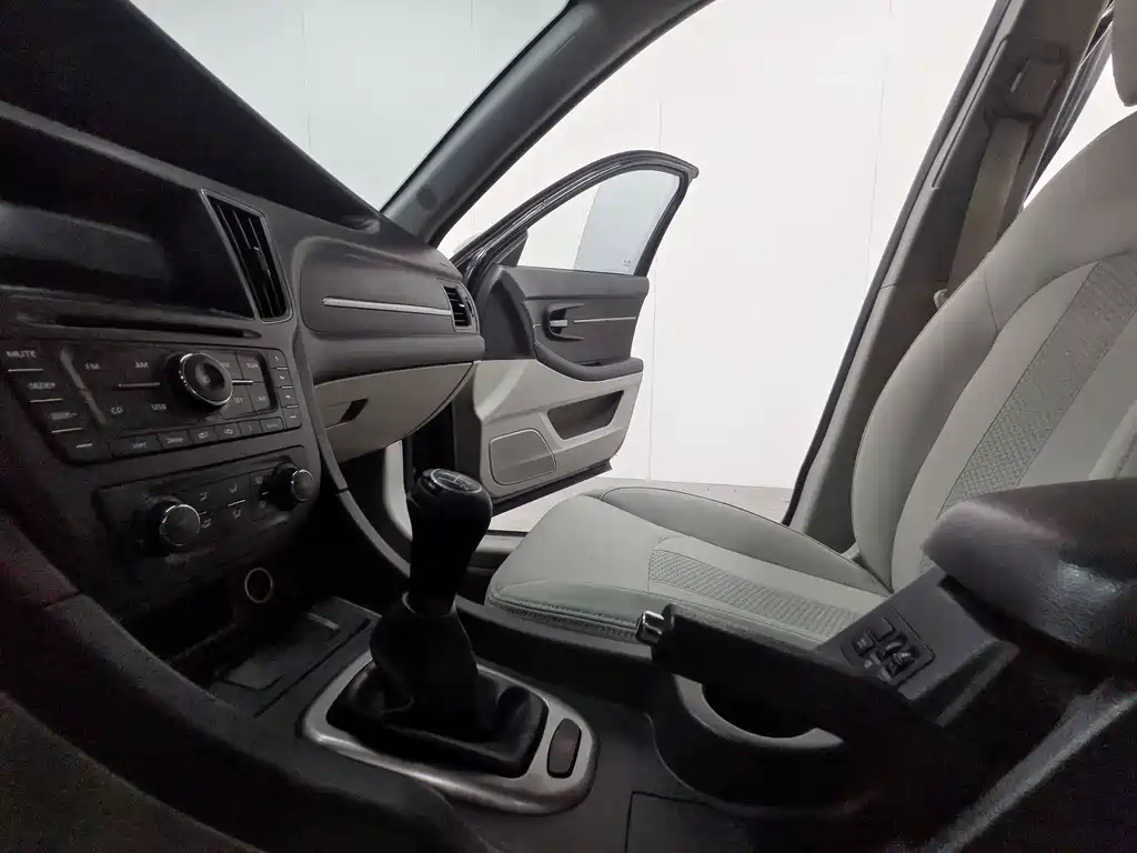 BAIC SENOVA D50 2015