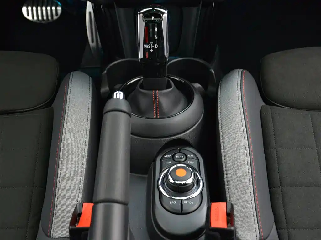 MINI JCW 2021