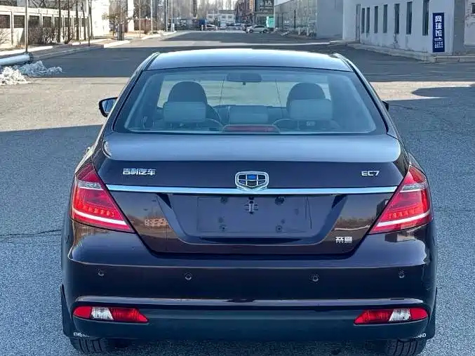 GEELY AUTO EMGRAND 2014