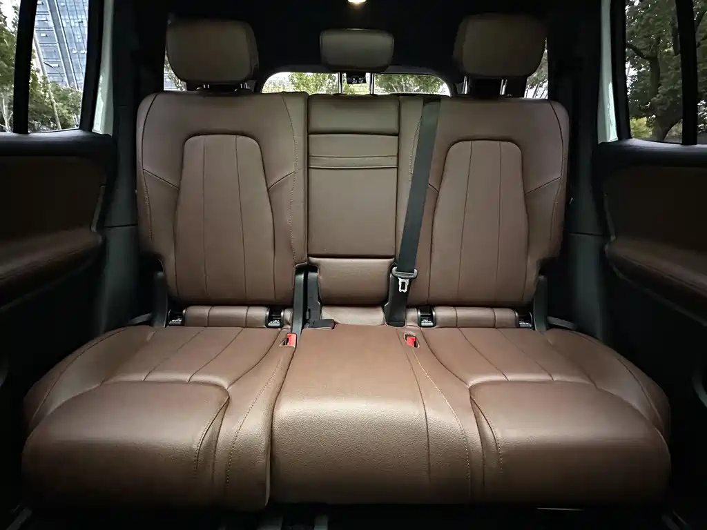 MERCEDES BENZ GLB 2023