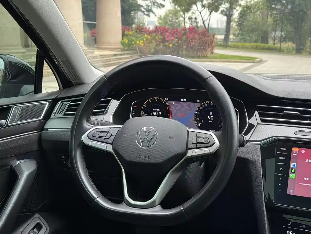 VOLKSWAGEN MAGOTAN 2021