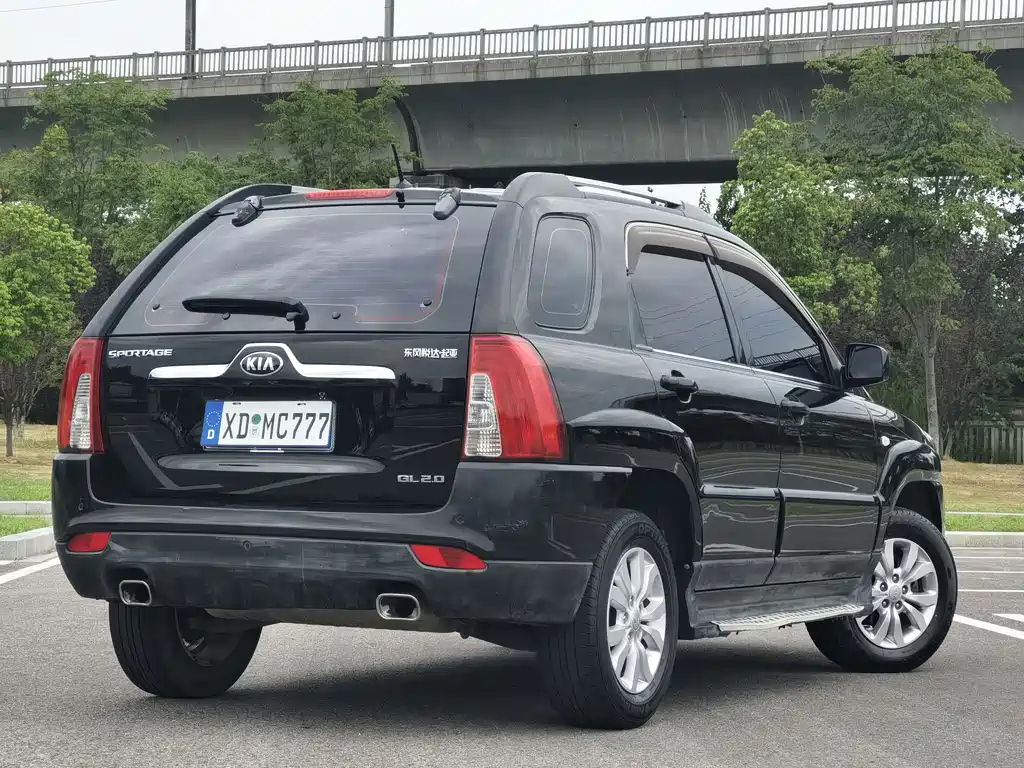 KIA SPORTAGE 2013