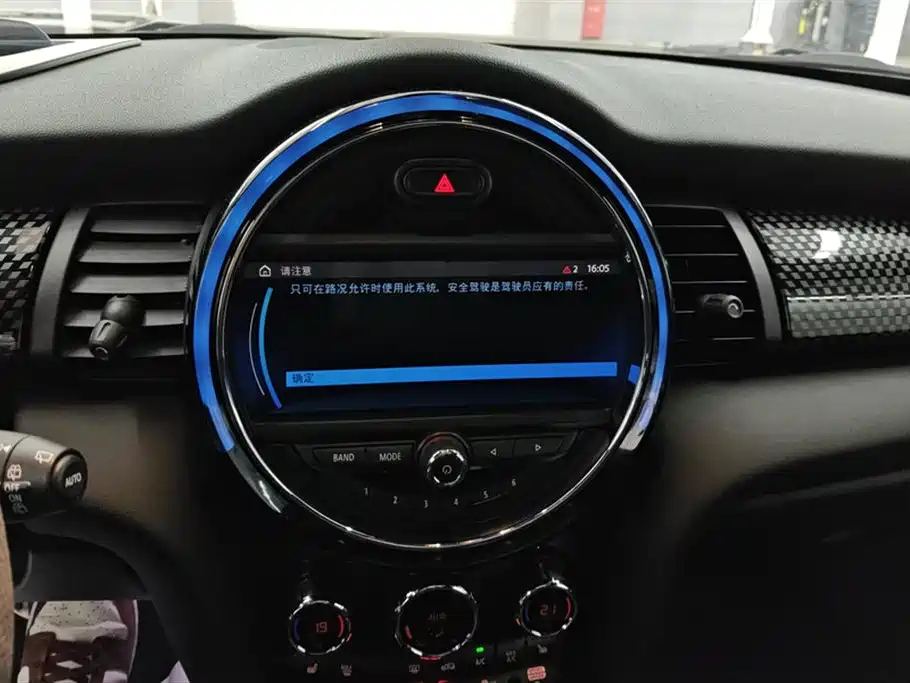 MINI JCW 2021
