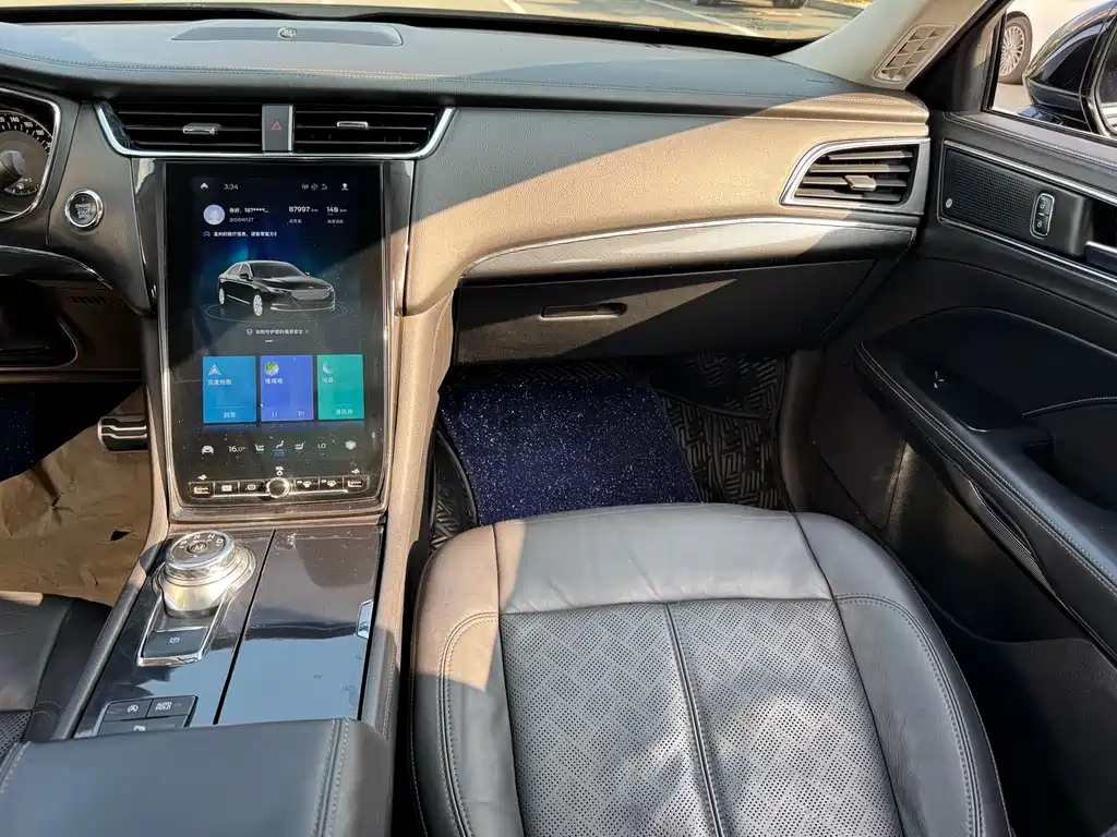 FORD TAURUS 2019