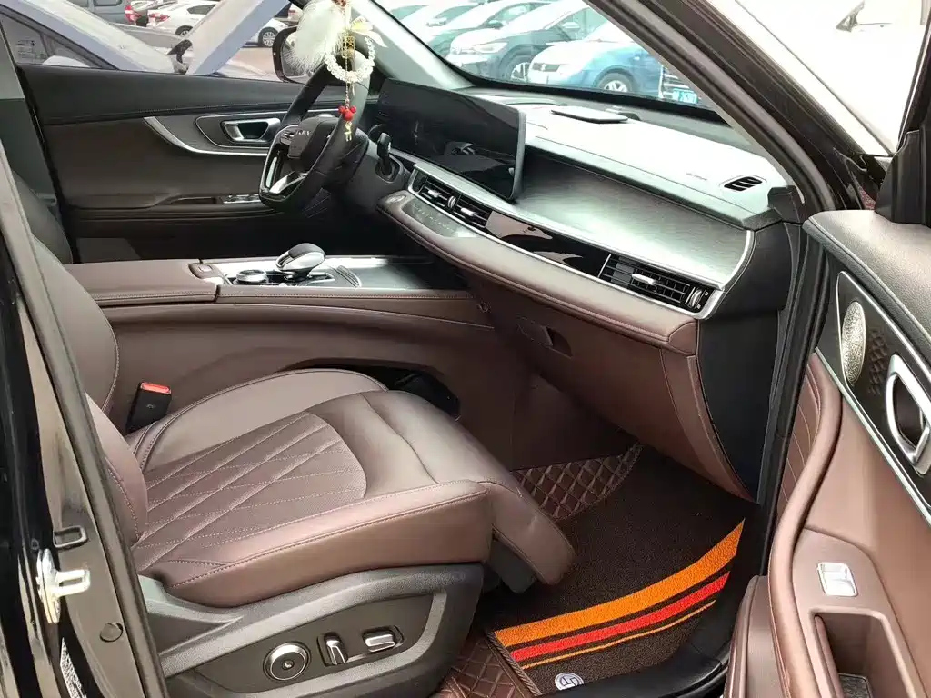 CHERY TIGGO 8 PRO 2024