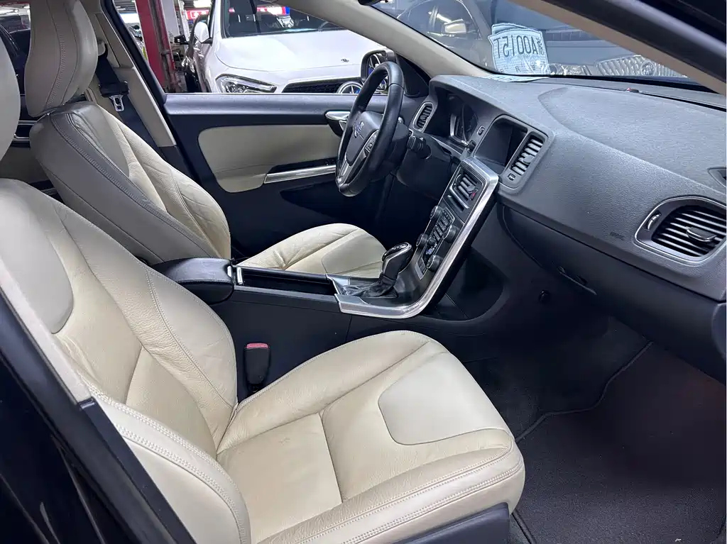 VOLVO S60 IMPORT 2014