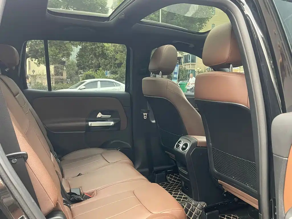 MERCEDES BENZ GLB 2022