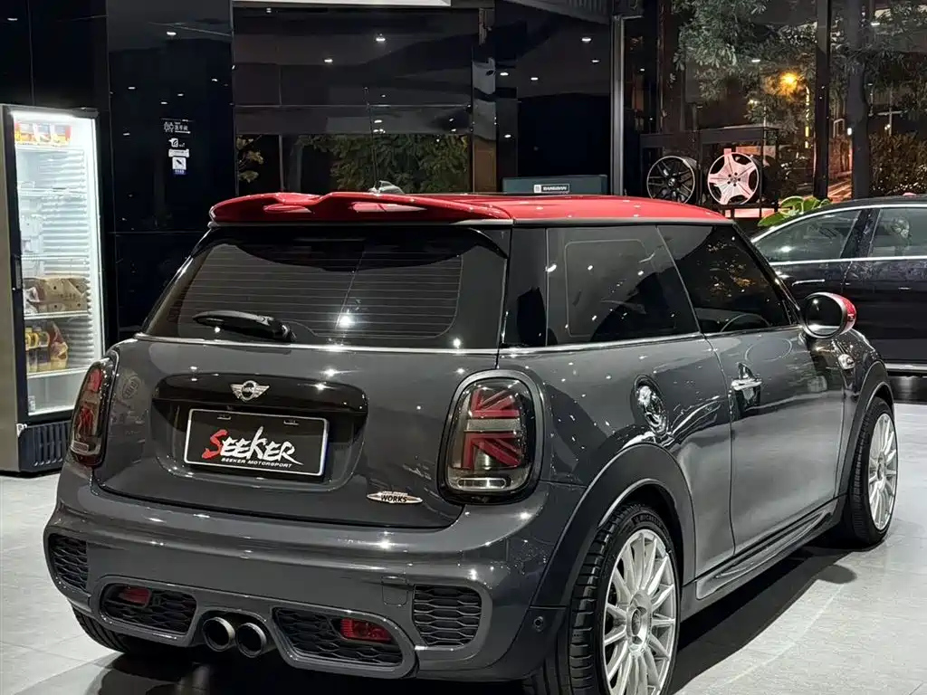 MINI JCW 2017
