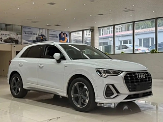 AUDI Q3  2022 YEAR 35 TFSI FASHION DYNAMIC 2022
