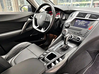 DS 5  2018 YEAR 30THP P-LINE SPORTY 2018
