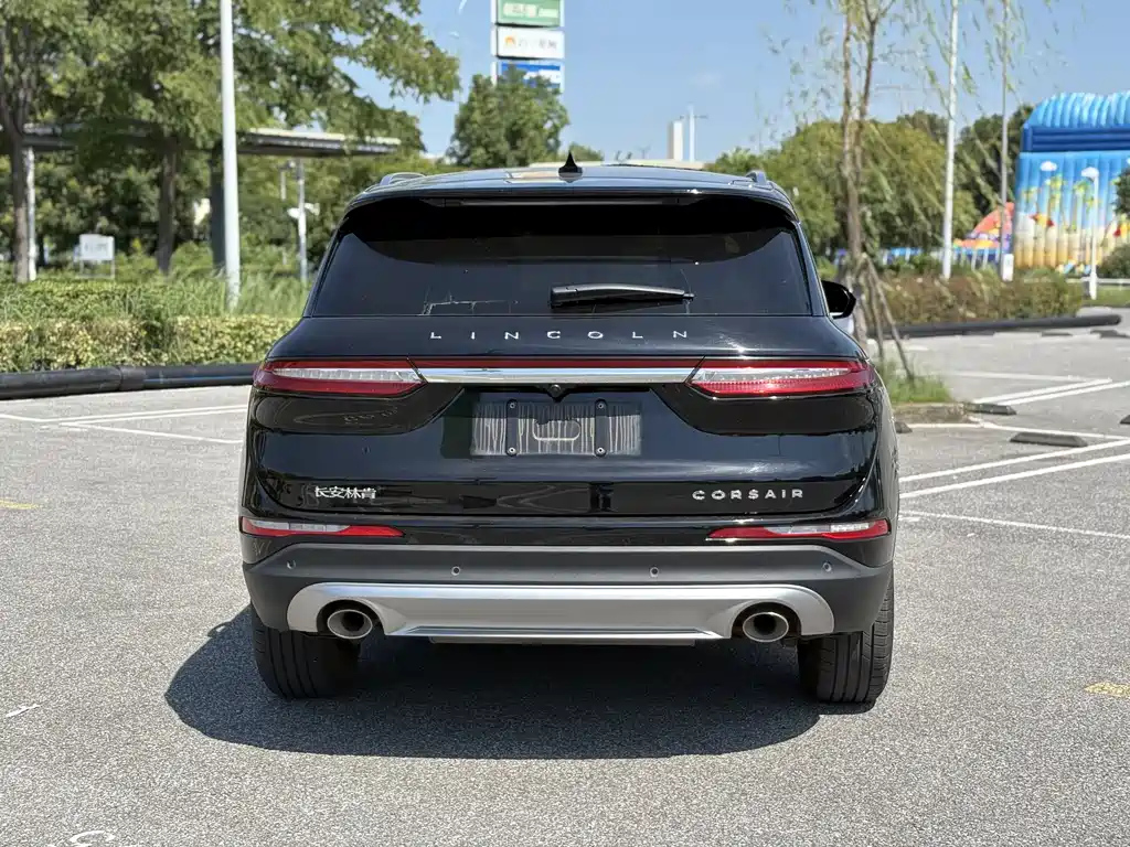 LINCOLN ADVENTURER 2022