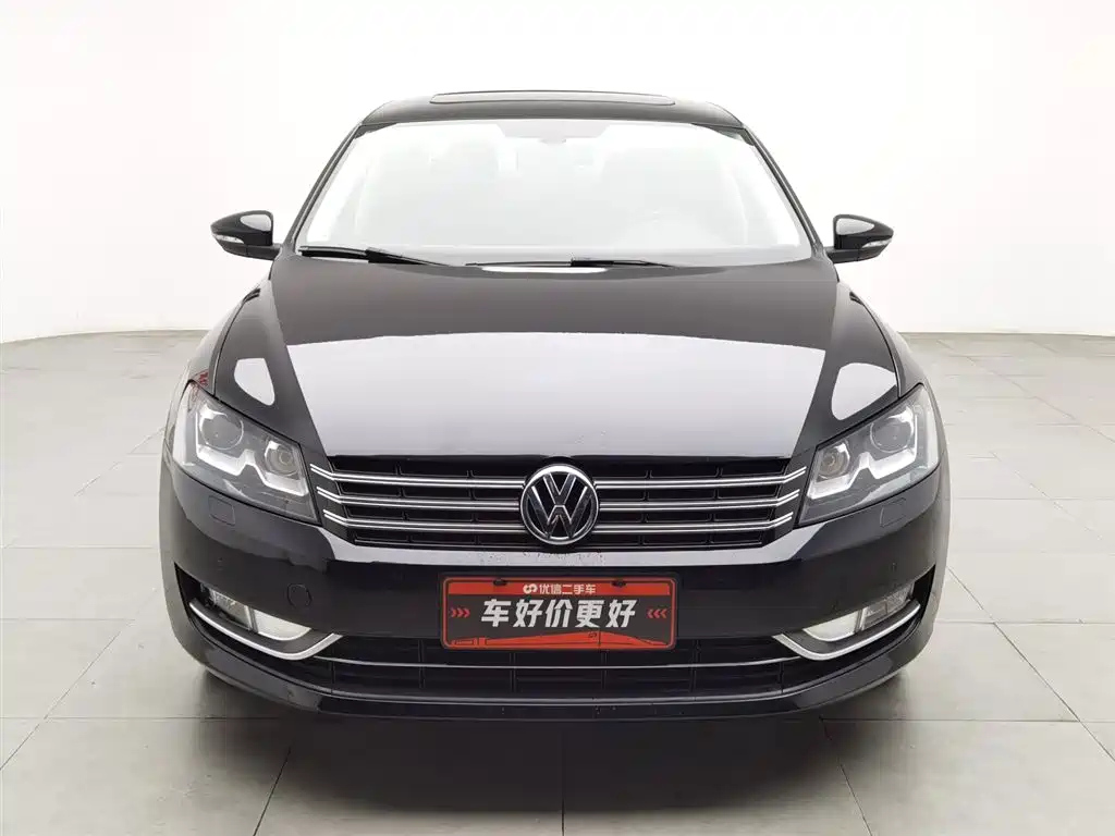 VOLKSWAGEN PASSAT 2016