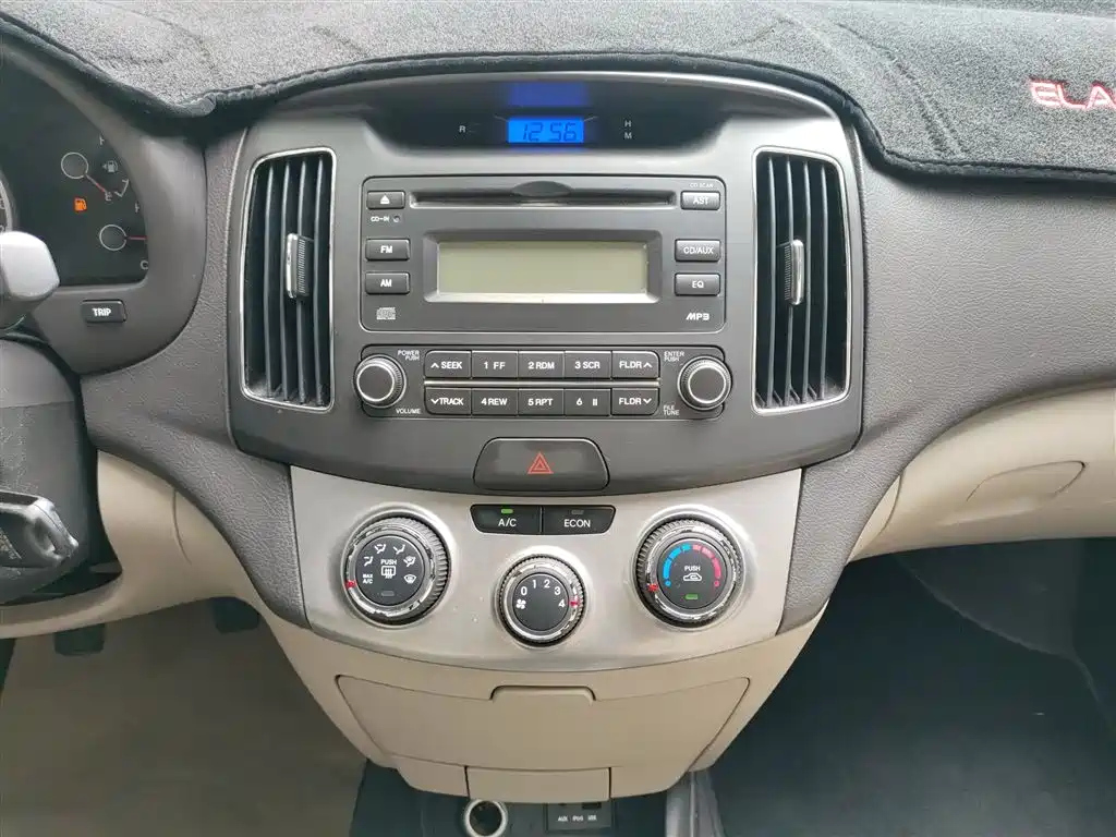 HYUNDAI CELESTA 2011