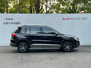VOLKSWAGEN TIGUAN 2015