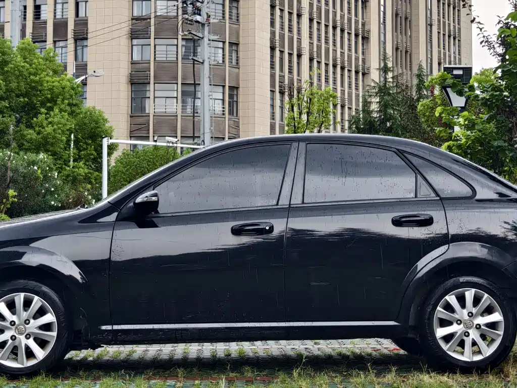 BUICK EXCELLE 2011