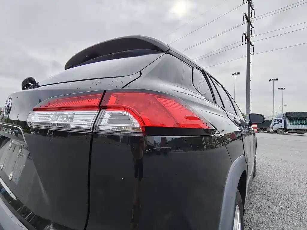 TOYOTA FRONTLANDER 2022