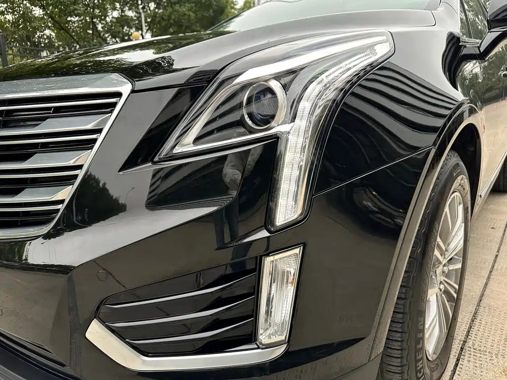 CADILLAC XT5 2018
