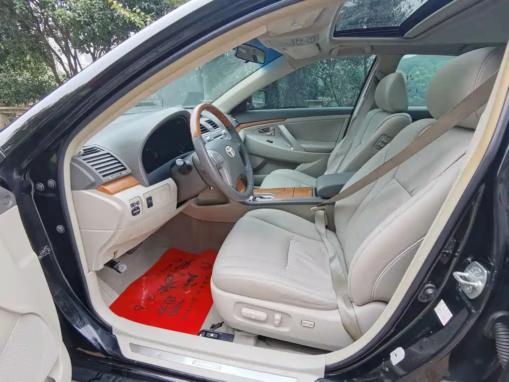 TOYOTA CAMRY 2012