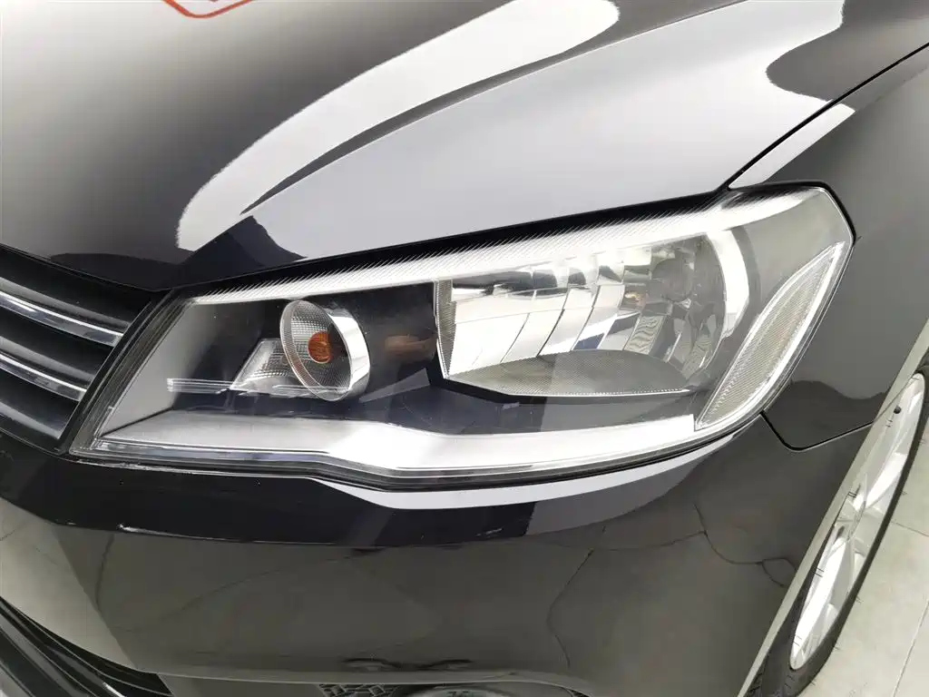 VOLKSWAGEN JETTA 2016