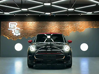 MINI JCW 2019