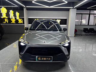NIO ES8  2020