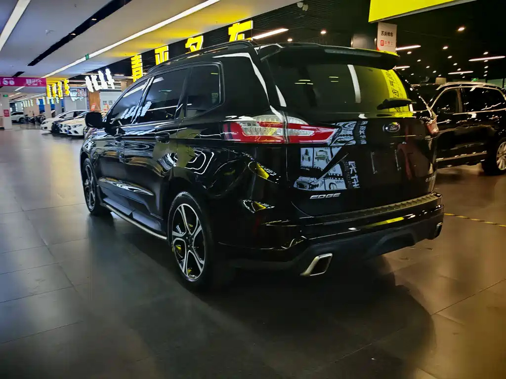 FORD EDGE 2021